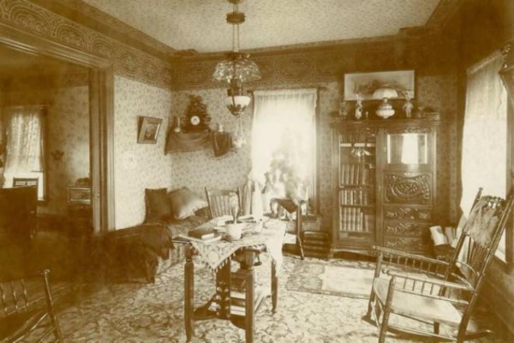 Middle-class home in the 1800s