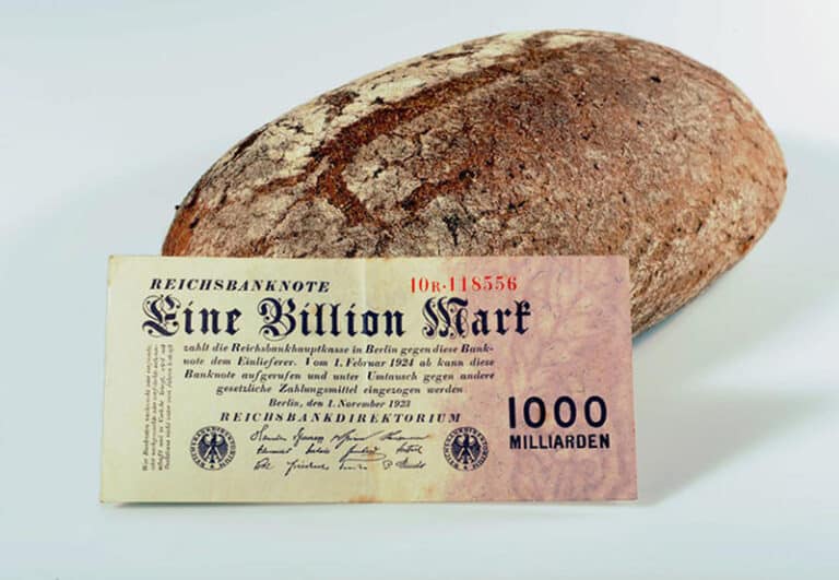 German Hyperinflation Made A Loaf of Bread Cost 200 Billion Marks in 1923